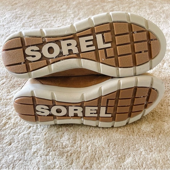 Sorel Explorer Joan Winter Boot Suede, Faux Fur, Fleece Lined Tan Size 9 - Picture 7 of 12